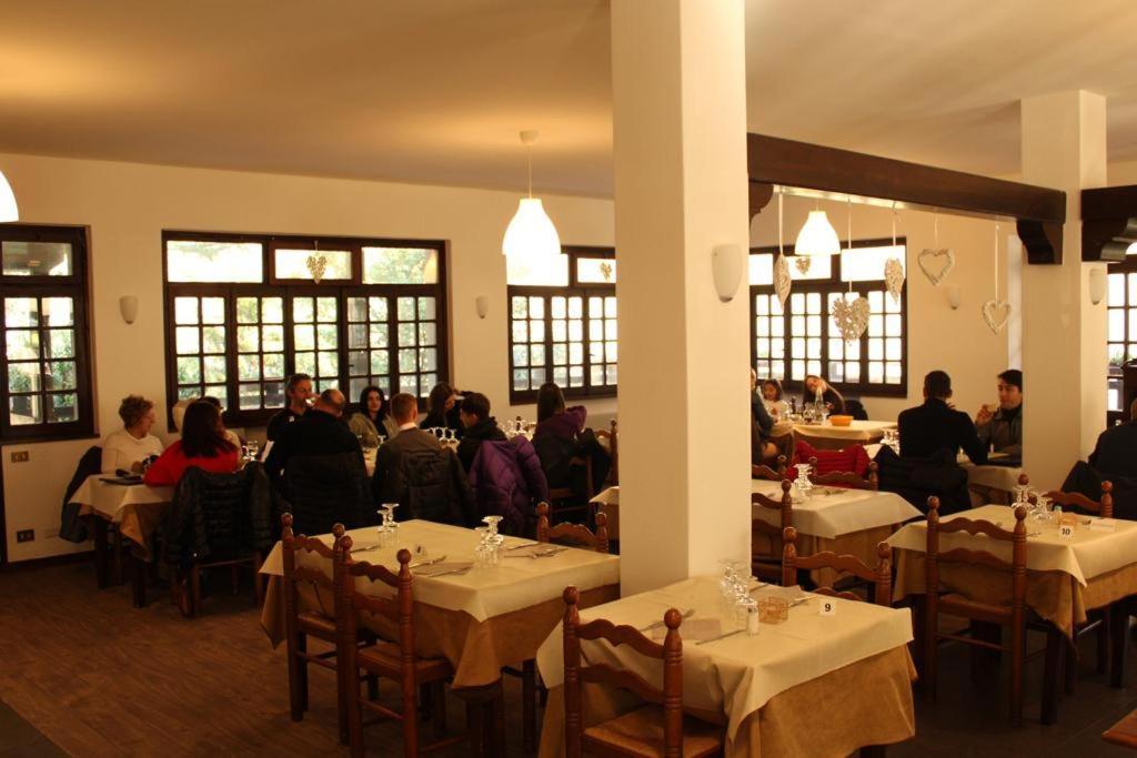 Hotel Al Verde Mandello del Lario Exteriér fotografie